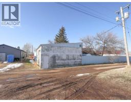 5015 Main Street, Donalda, AB T0C1H0 Photo 22