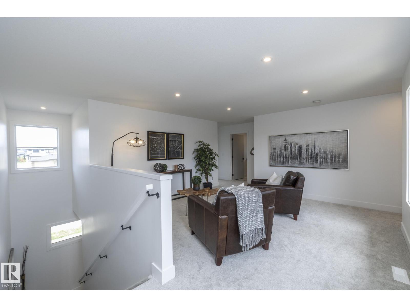 4541 KNIGHT WD SW, Edmonton