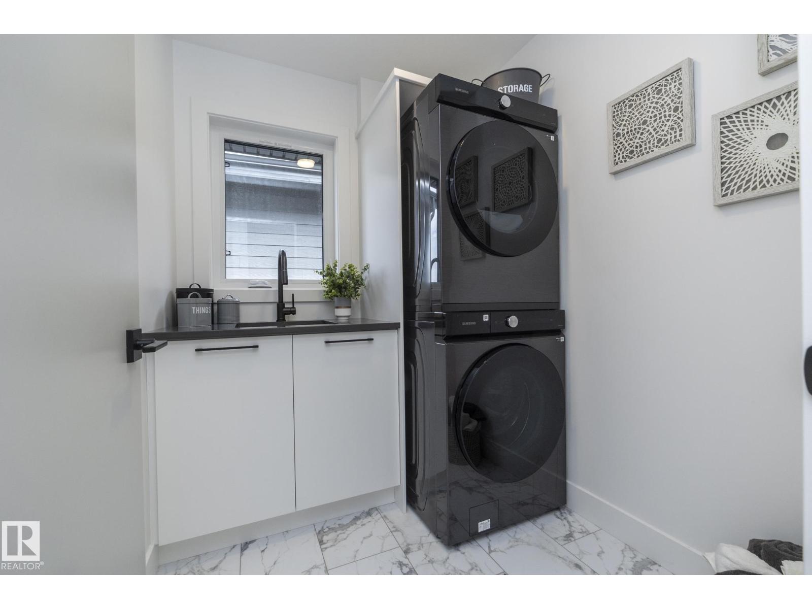 4541 KNIGHT WD SW, Edmonton