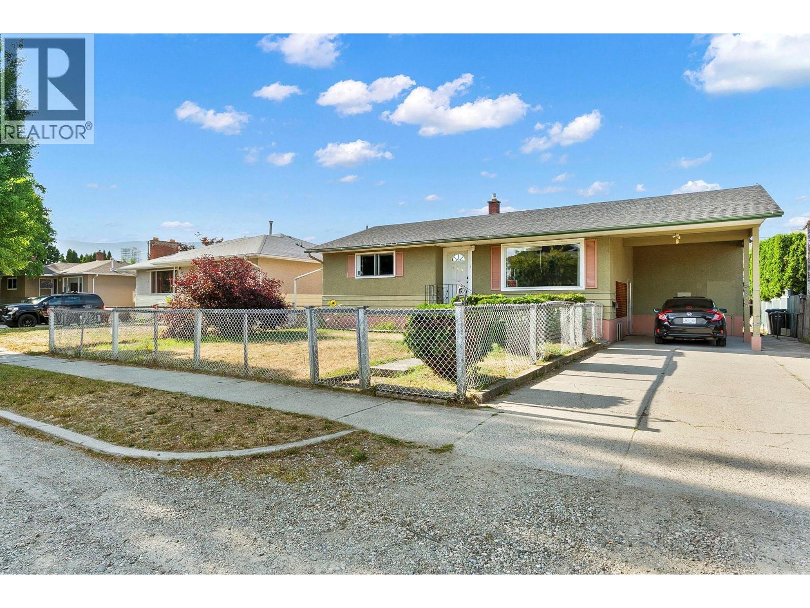  958 Stockwell Avenue, Kelowna