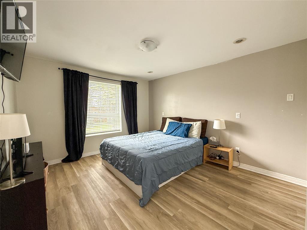 1508 LEN AVENUE, Sarnia, Ontario, N7S3N1 — Photo 8