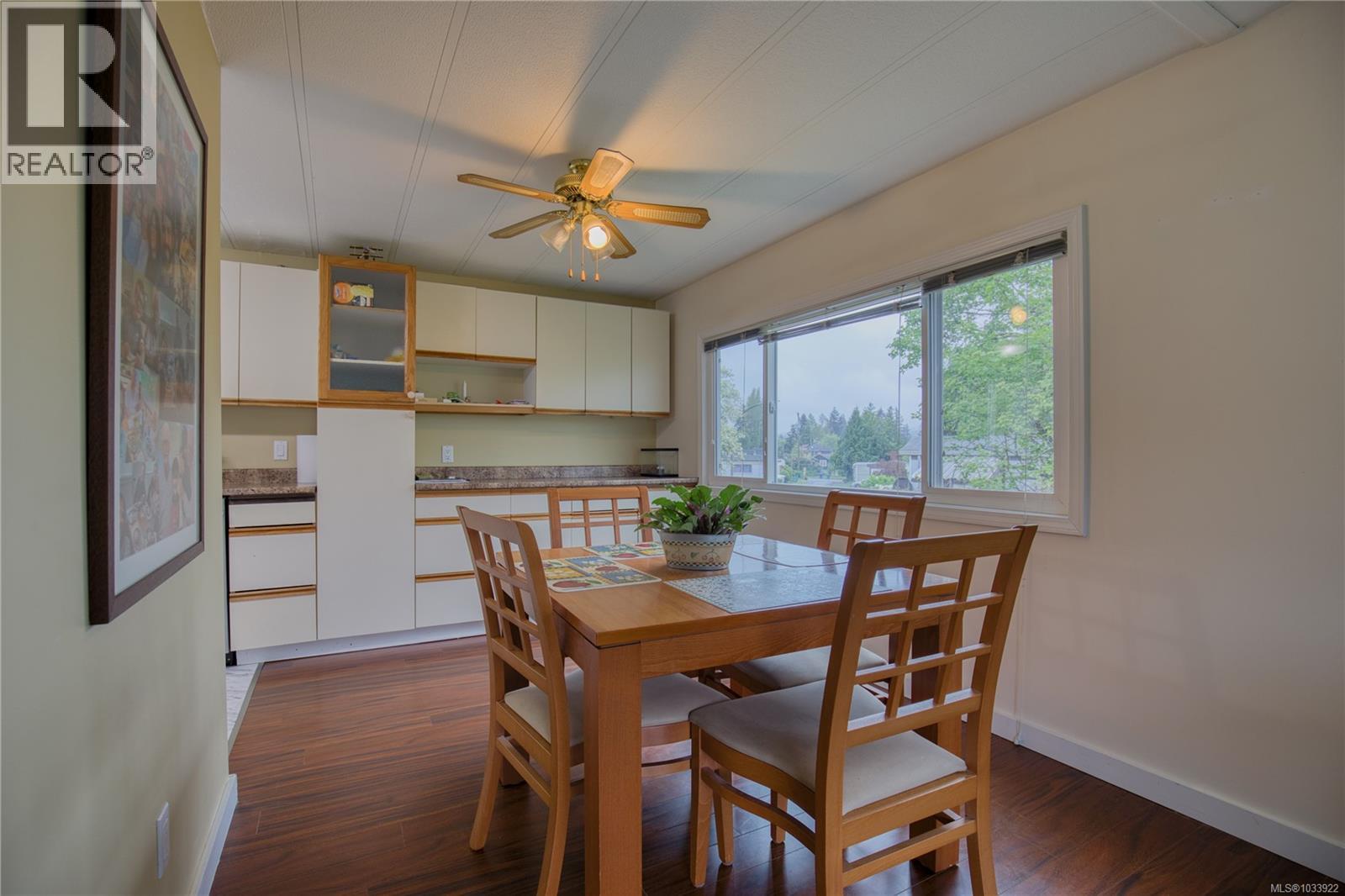 #8 80 Fifth St - 23