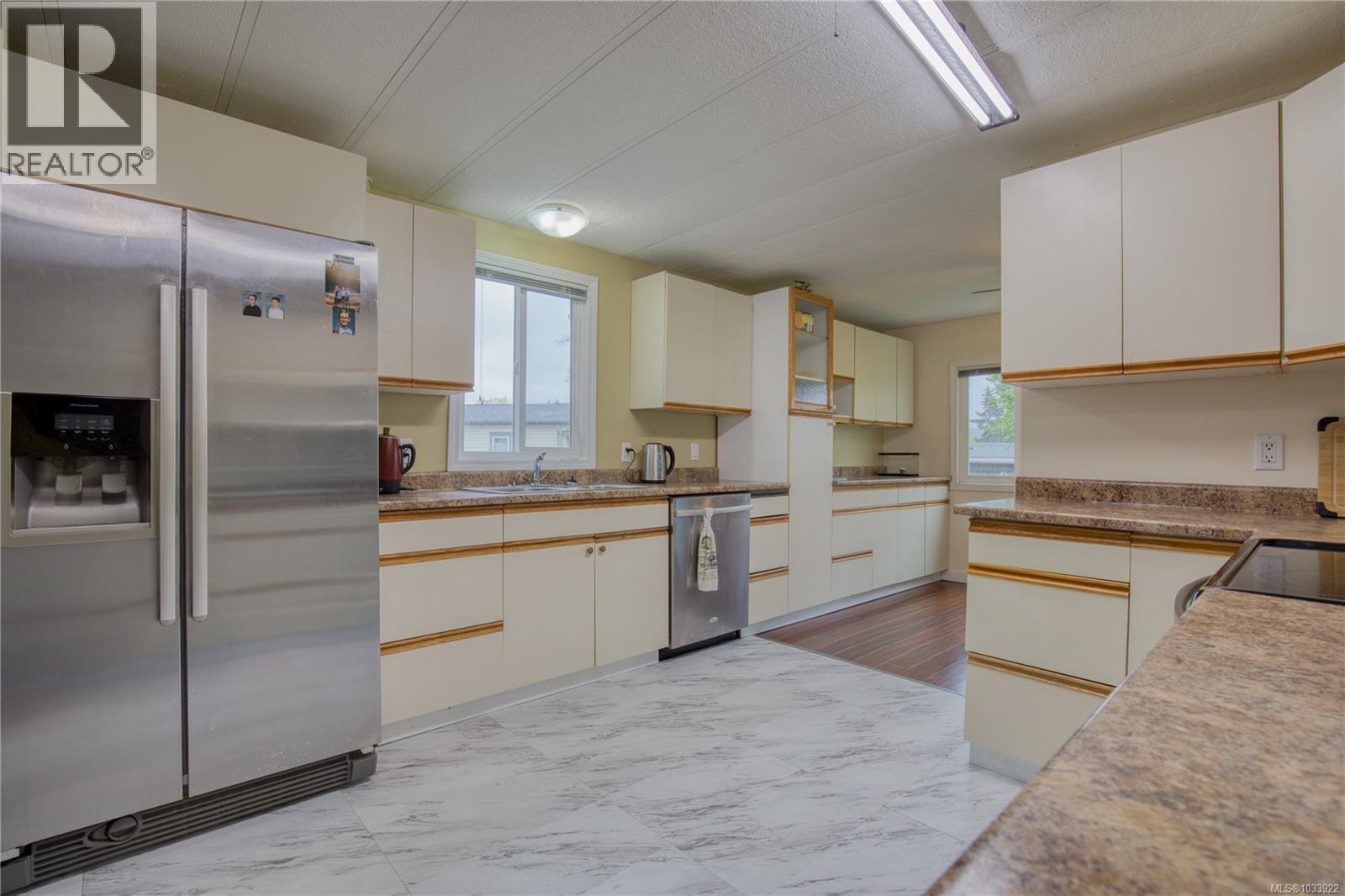 #8 80 Fifth St - 30