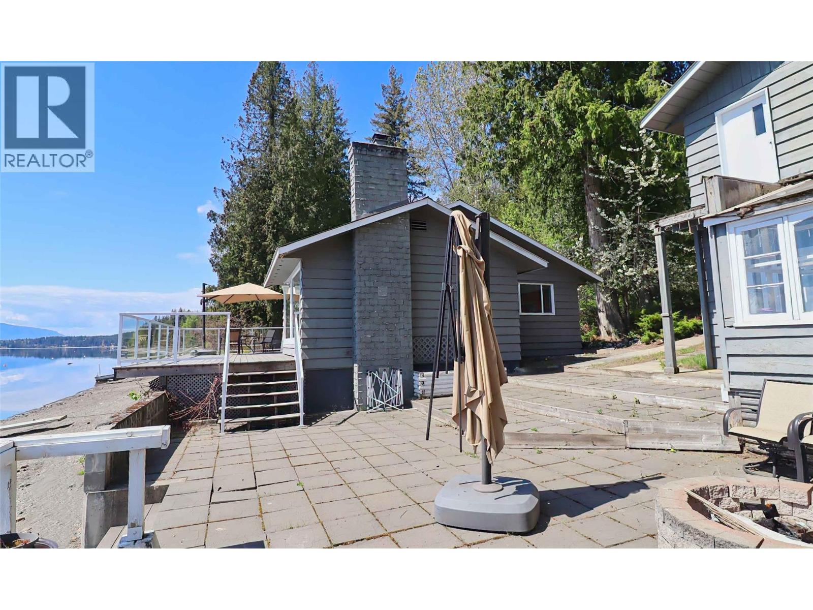 6726 Squilax Anglemont Road - 12