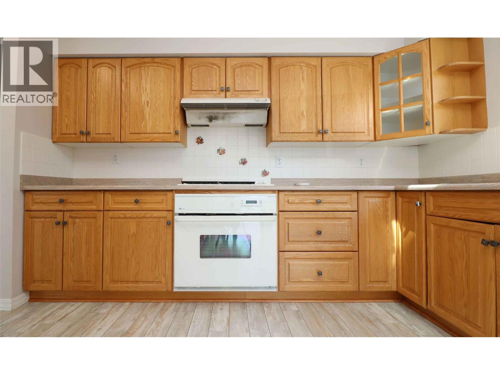6726 Squilax Anglemont Road - 28