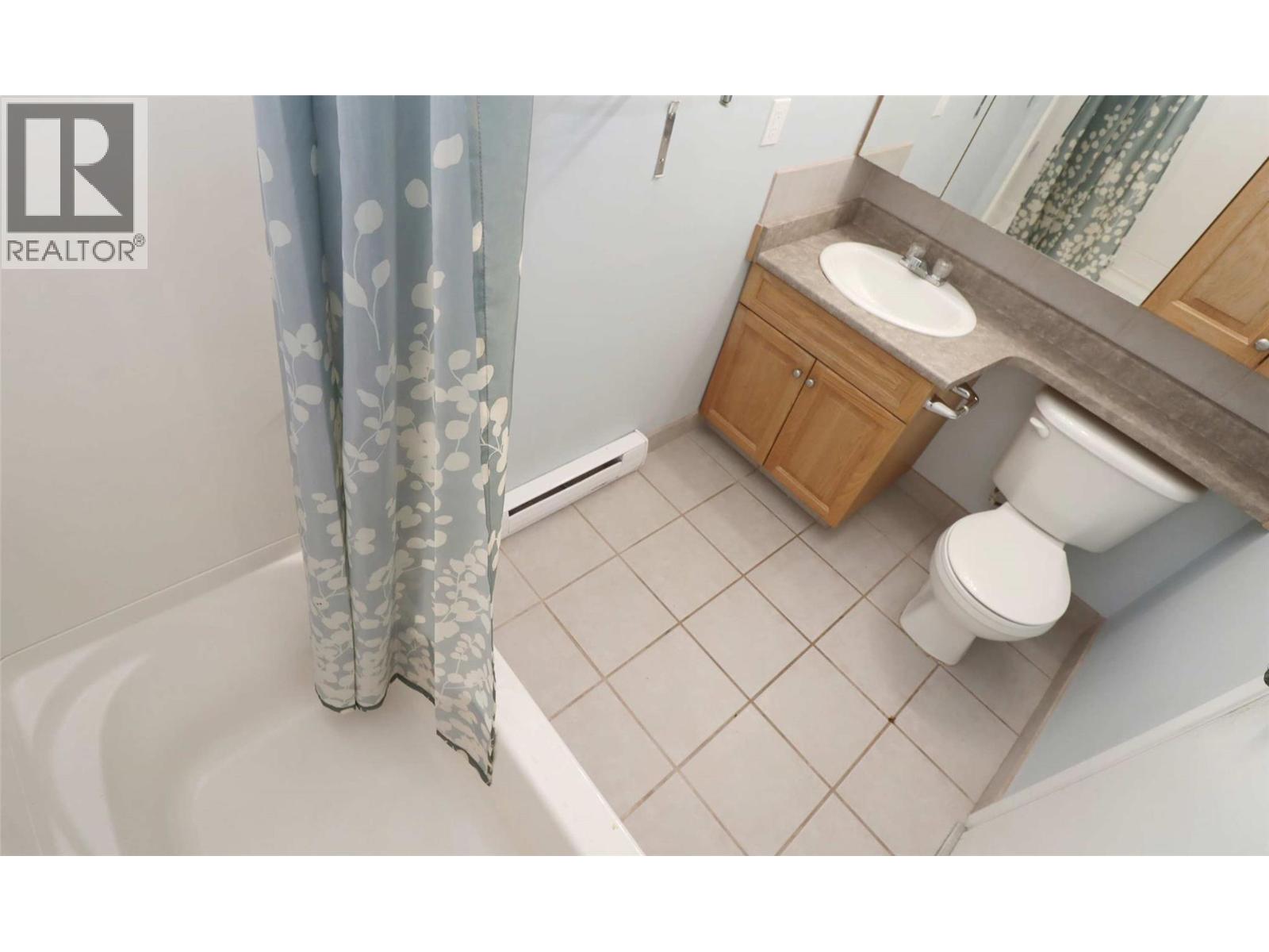 6726 Squilax Anglemont Road - 47