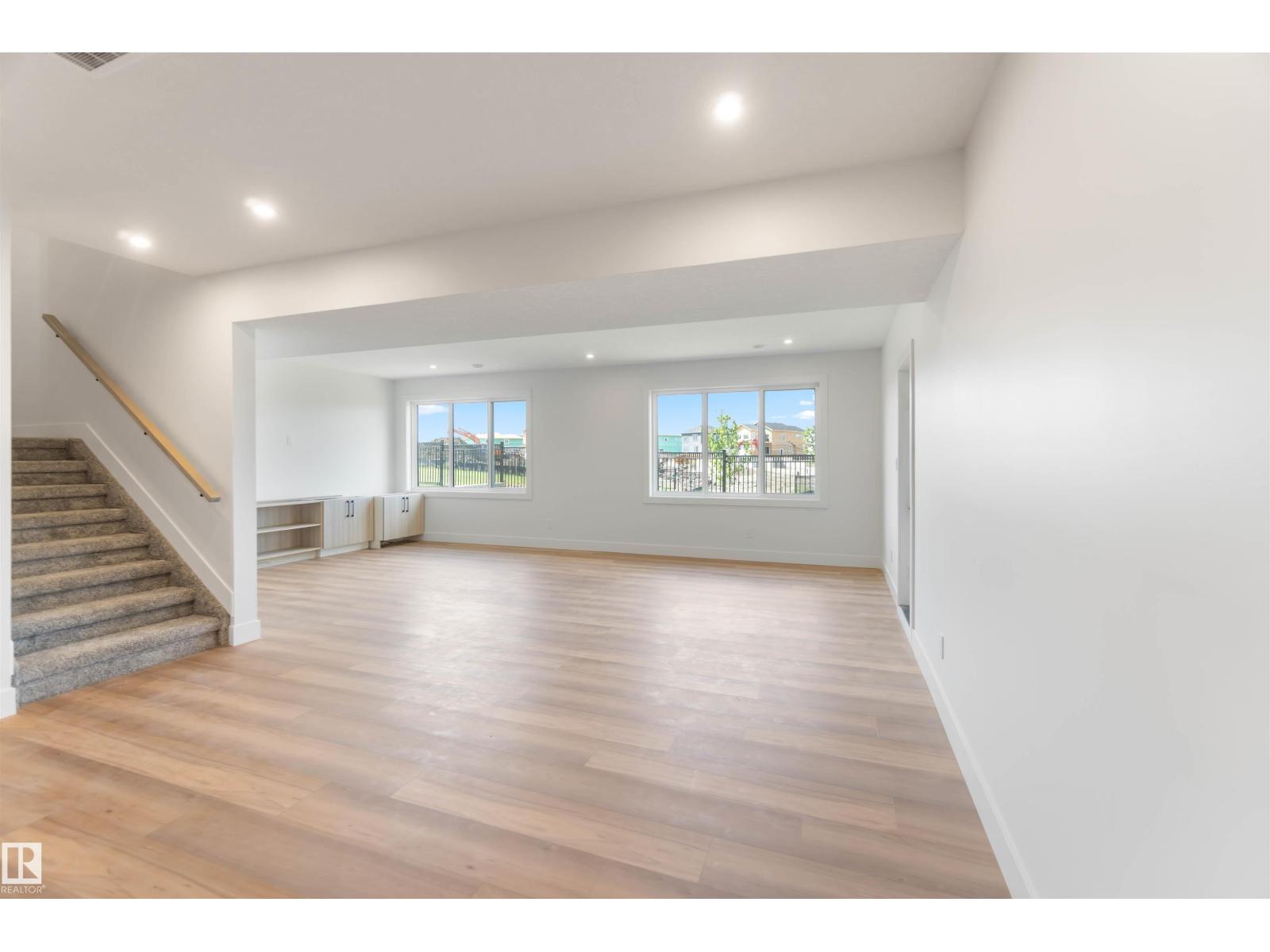 74 ELDRIDGE PT, St. Albert