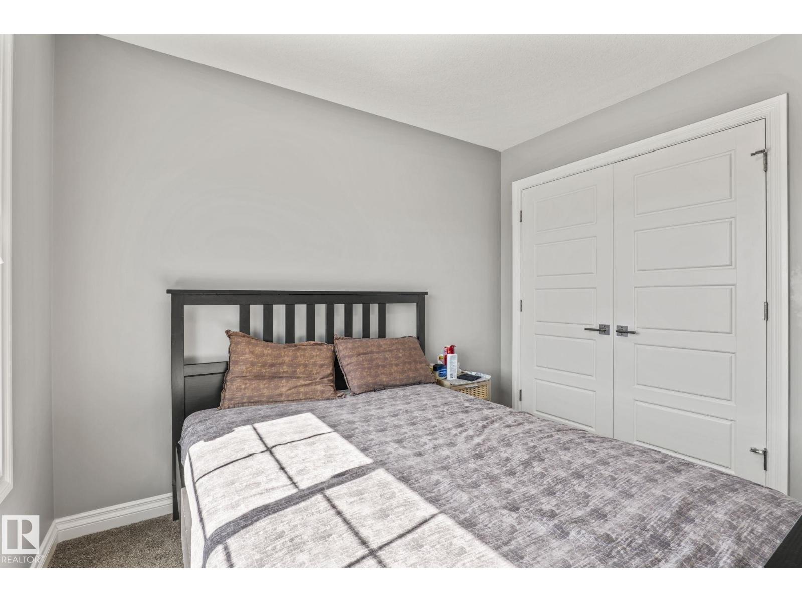 5142 23A AV SW, Edmonton