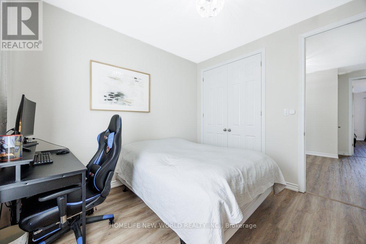 54 TYNDALL DRIVE - 29