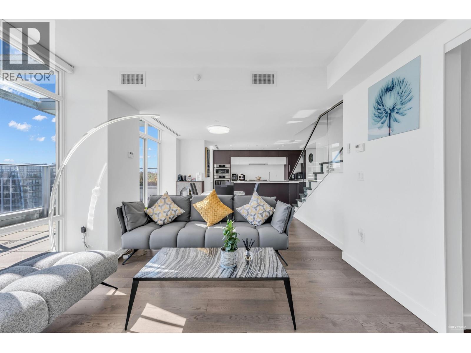 1602 5580 NO. 3 ROAD, Richmond