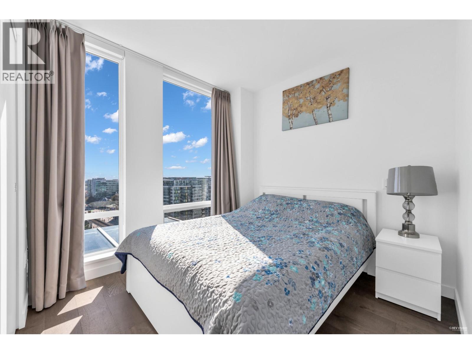 1602 5580 NO. 3 ROAD, Richmond