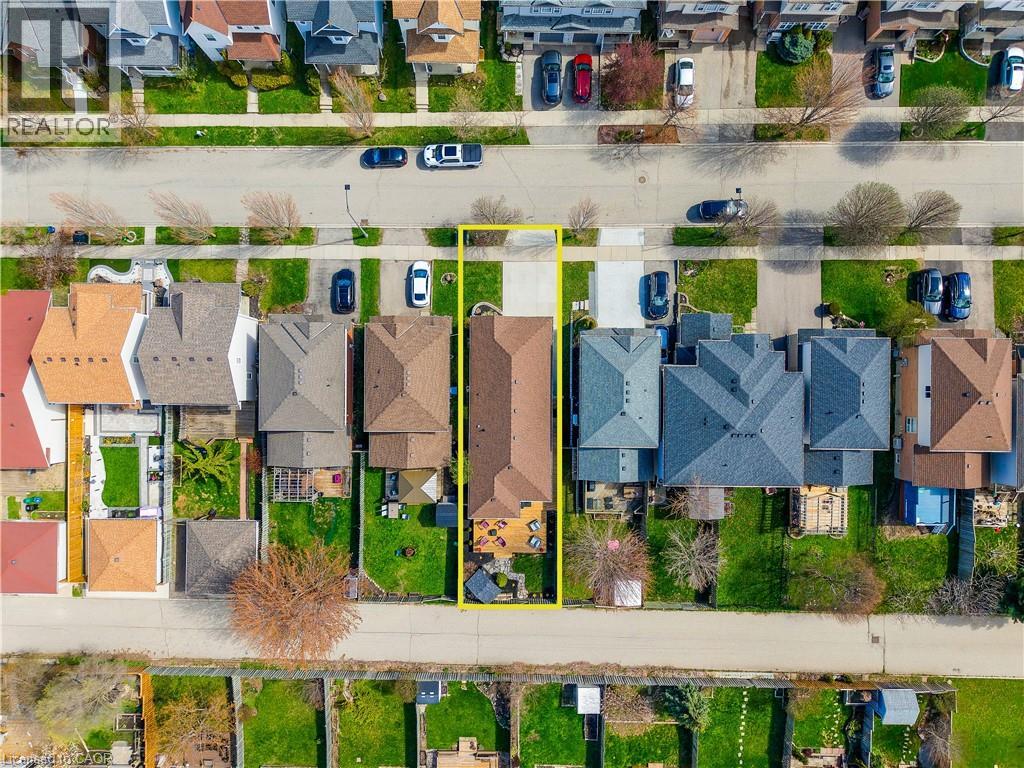 679 ZERMATT Drive, Waterloo, Ontario, N2T2V2 — Photo 47