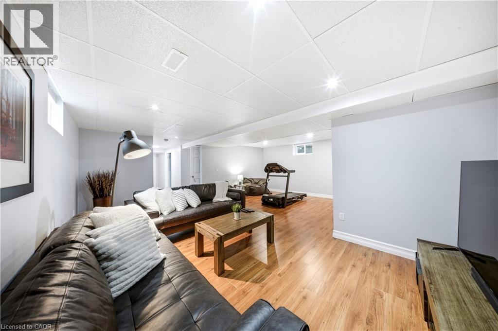 679 ZERMATT Drive, Waterloo, Ontario, N2T2V2 — Photo 31