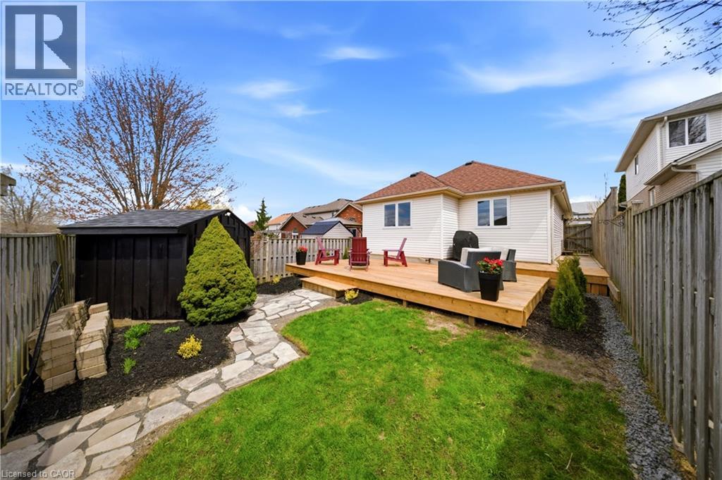 679 ZERMATT Drive, Waterloo, Ontario, N2T2V2 — Photo 40