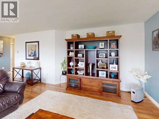7191 ESQUIMALT CRT - 11