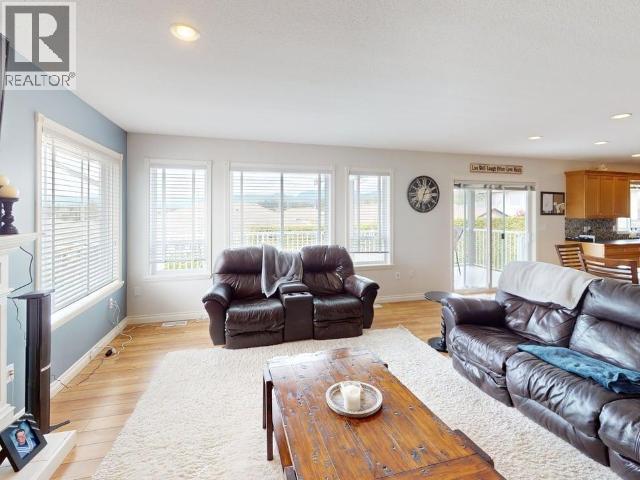 7191 ESQUIMALT CRT - 10