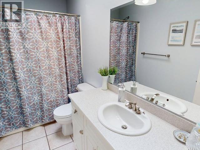 7191 ESQUIMALT CRT - 26
