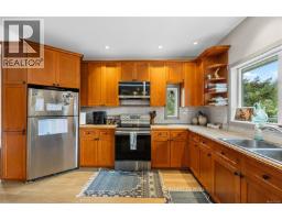 3482 Arrowsmith Rd, Nanaimo, BC V9T5V3 Photo 17