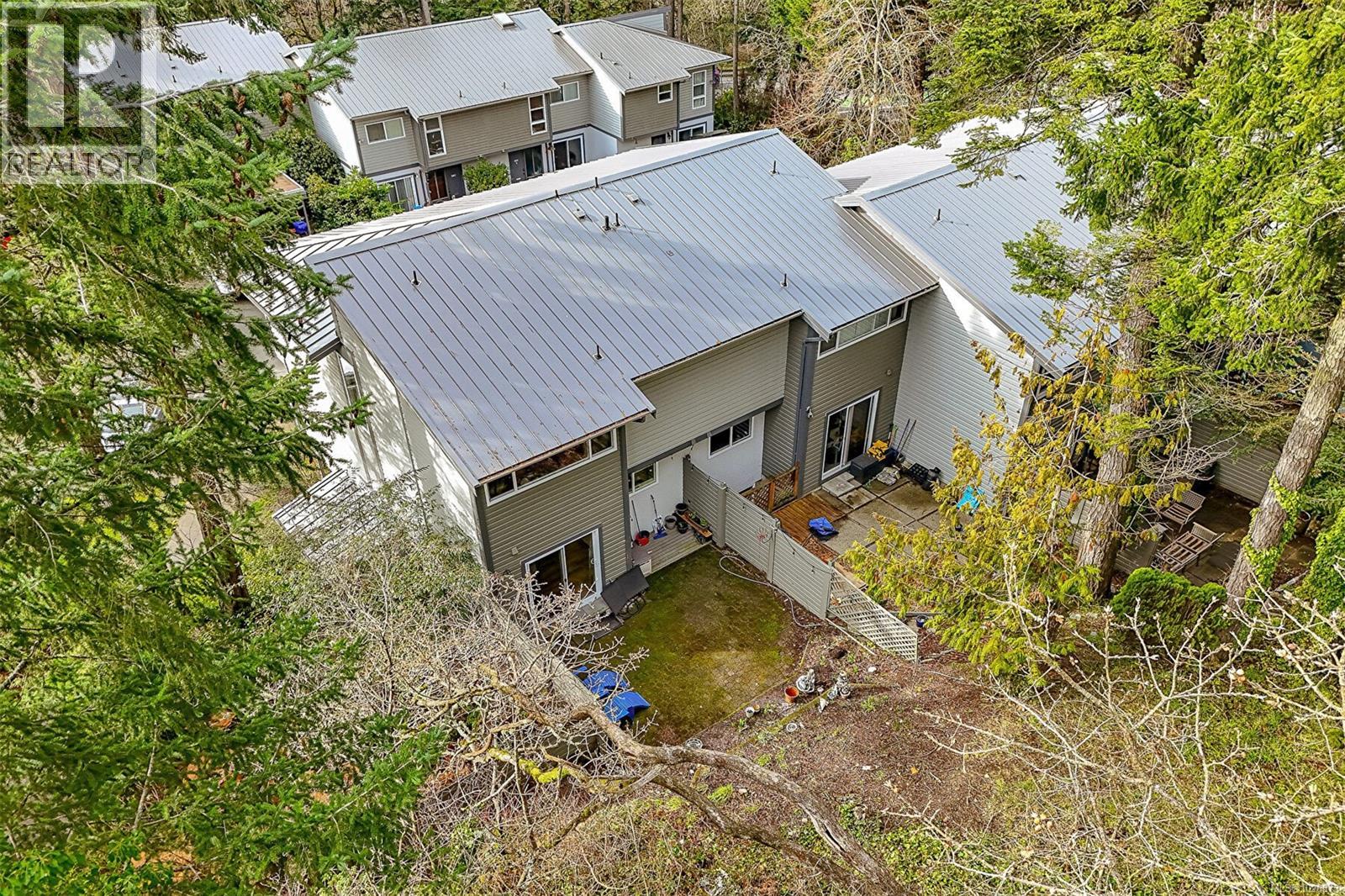 590 Carnation Pl - 37