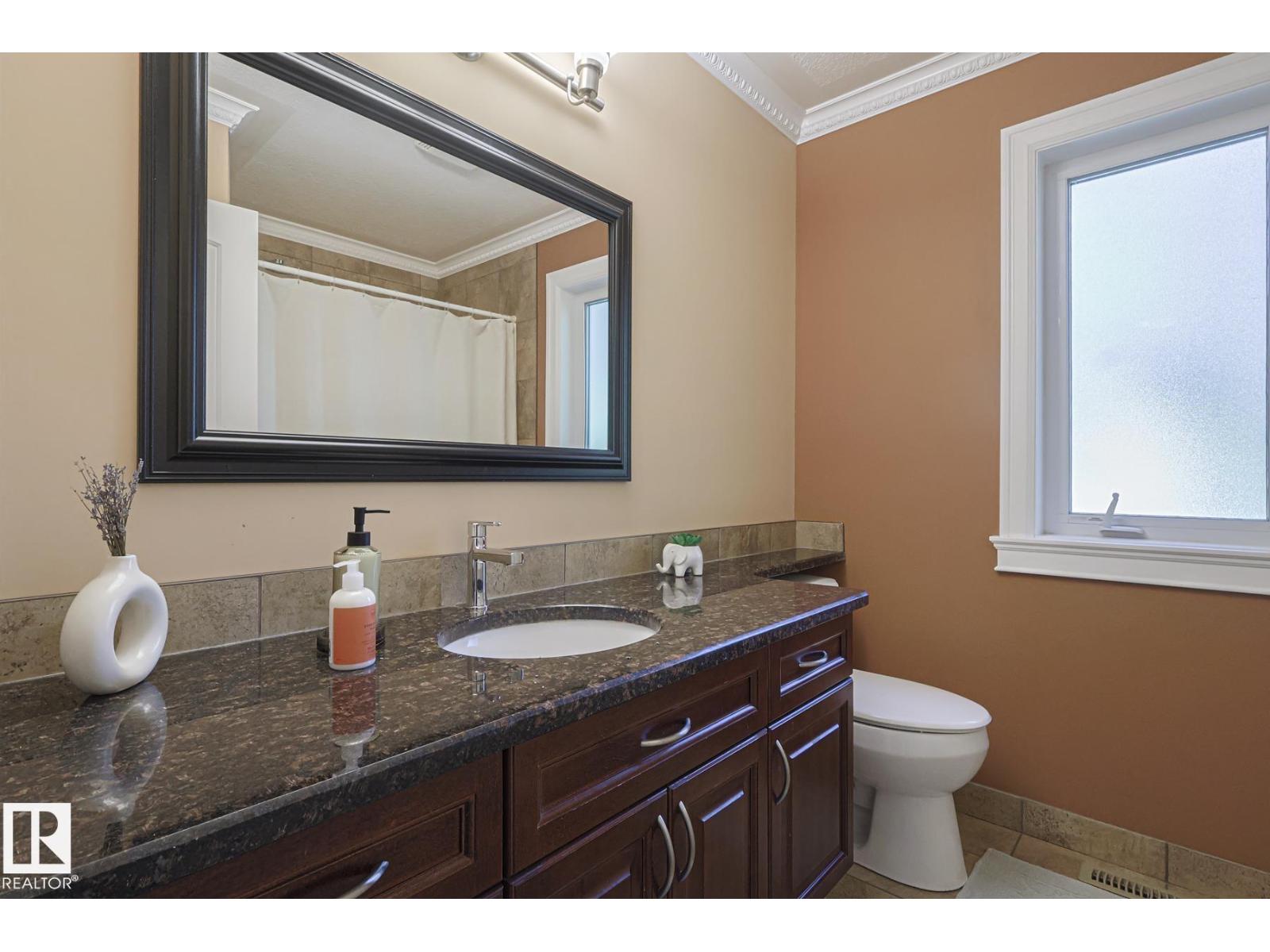 10731 150 ST NW NW, Edmonton