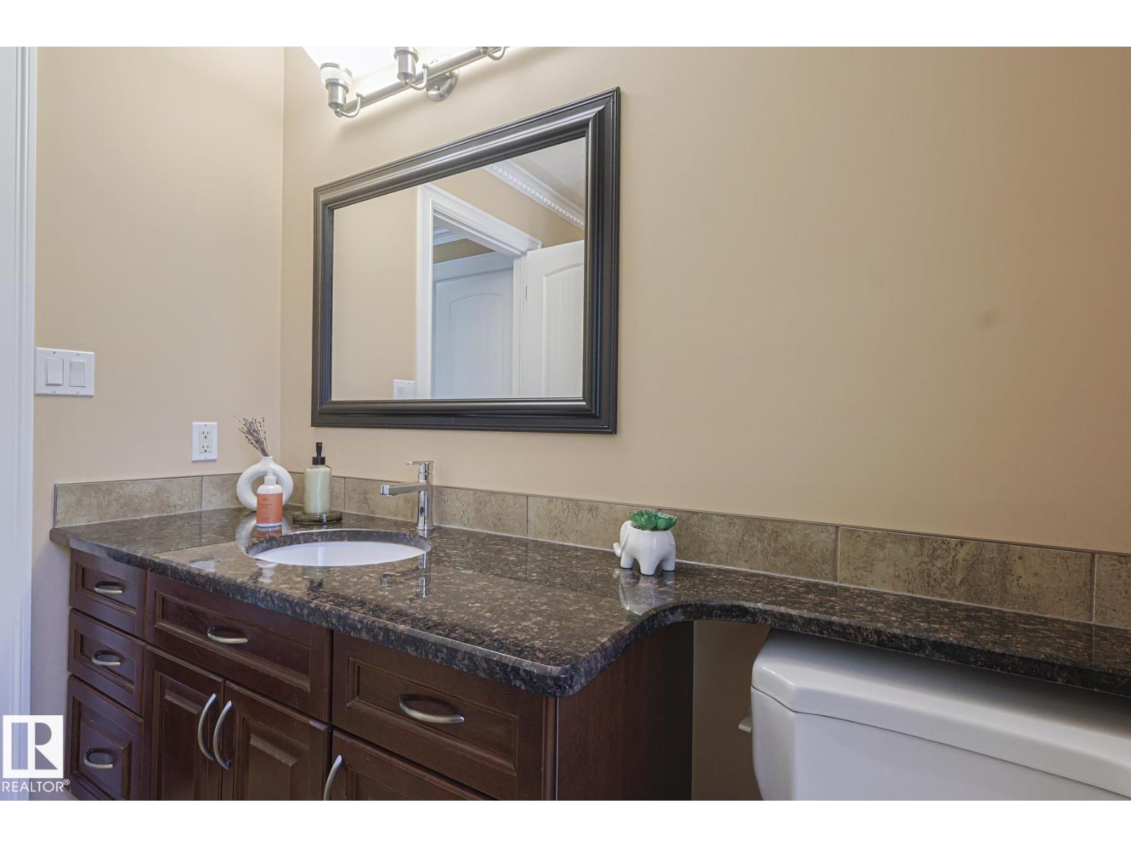 10731 150 ST NW NW, Edmonton