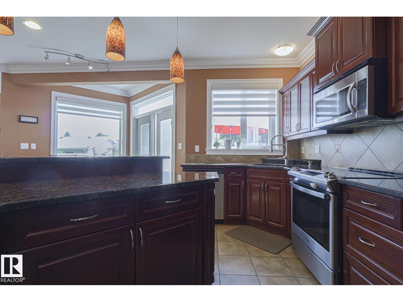 10731 150 ST NW NW, Edmonton