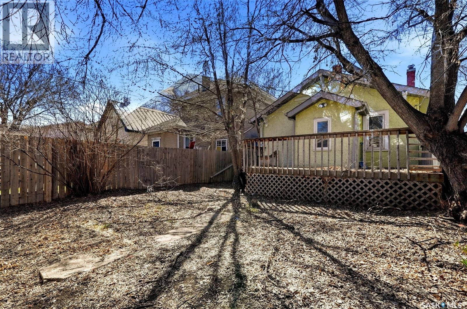 1839 Retallack STREET - 28