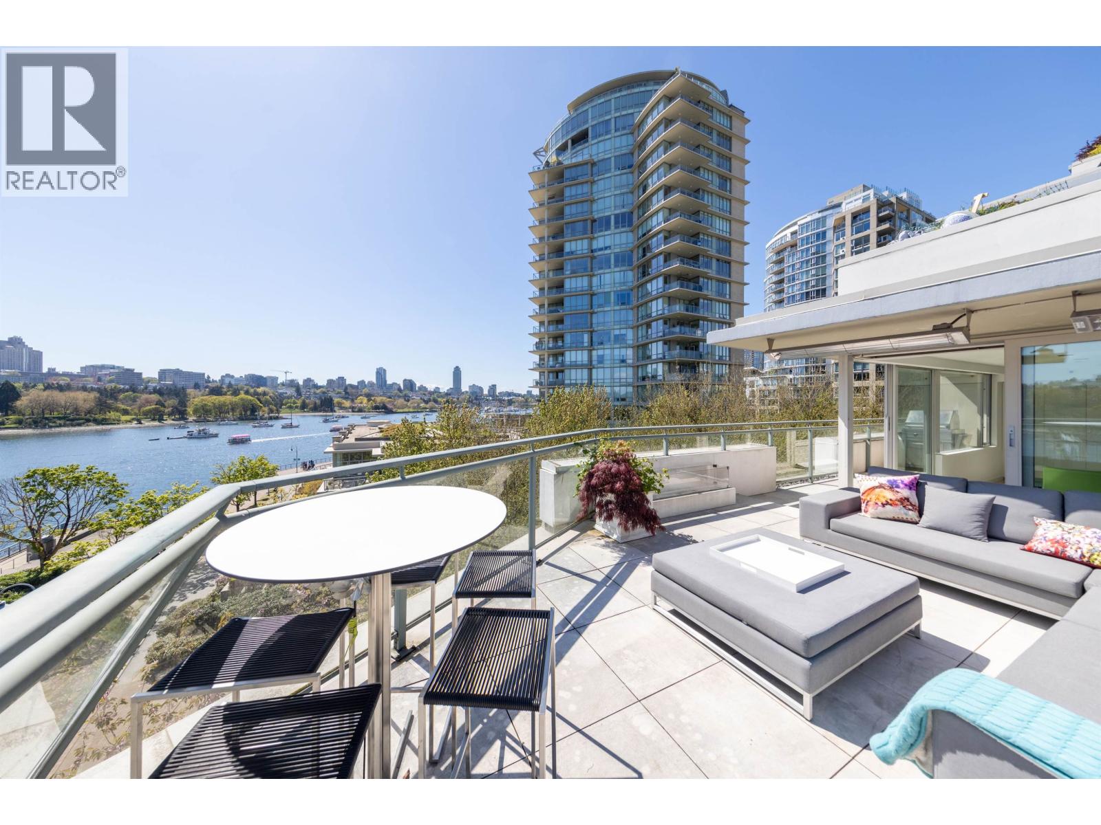 606 1288 MARINASIDE CRESCENT, Vancouver