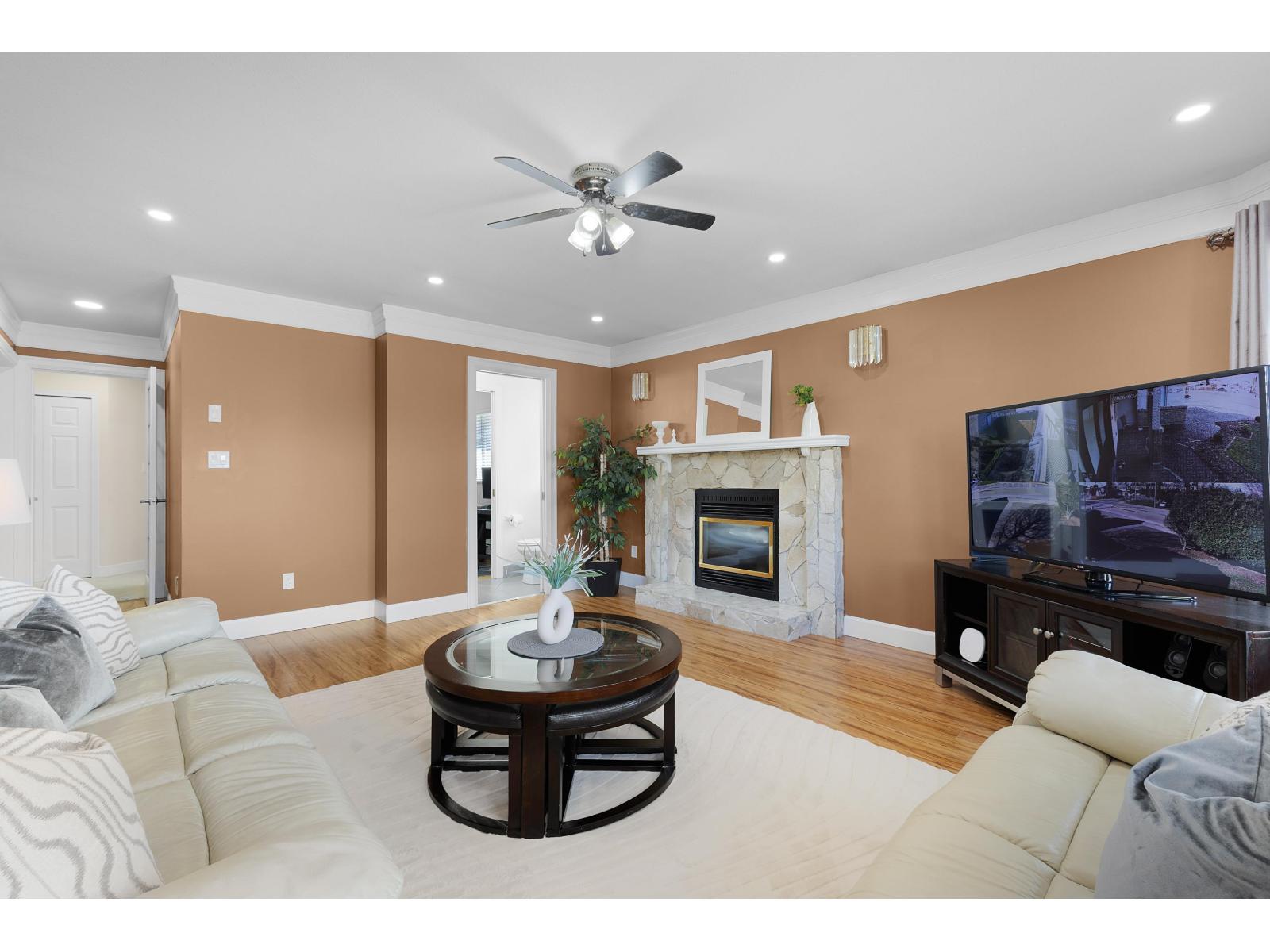 7 Bed, 5 Bath House for Sale in Surrey – 12604 68 AVENUE, Surrey - Image 25