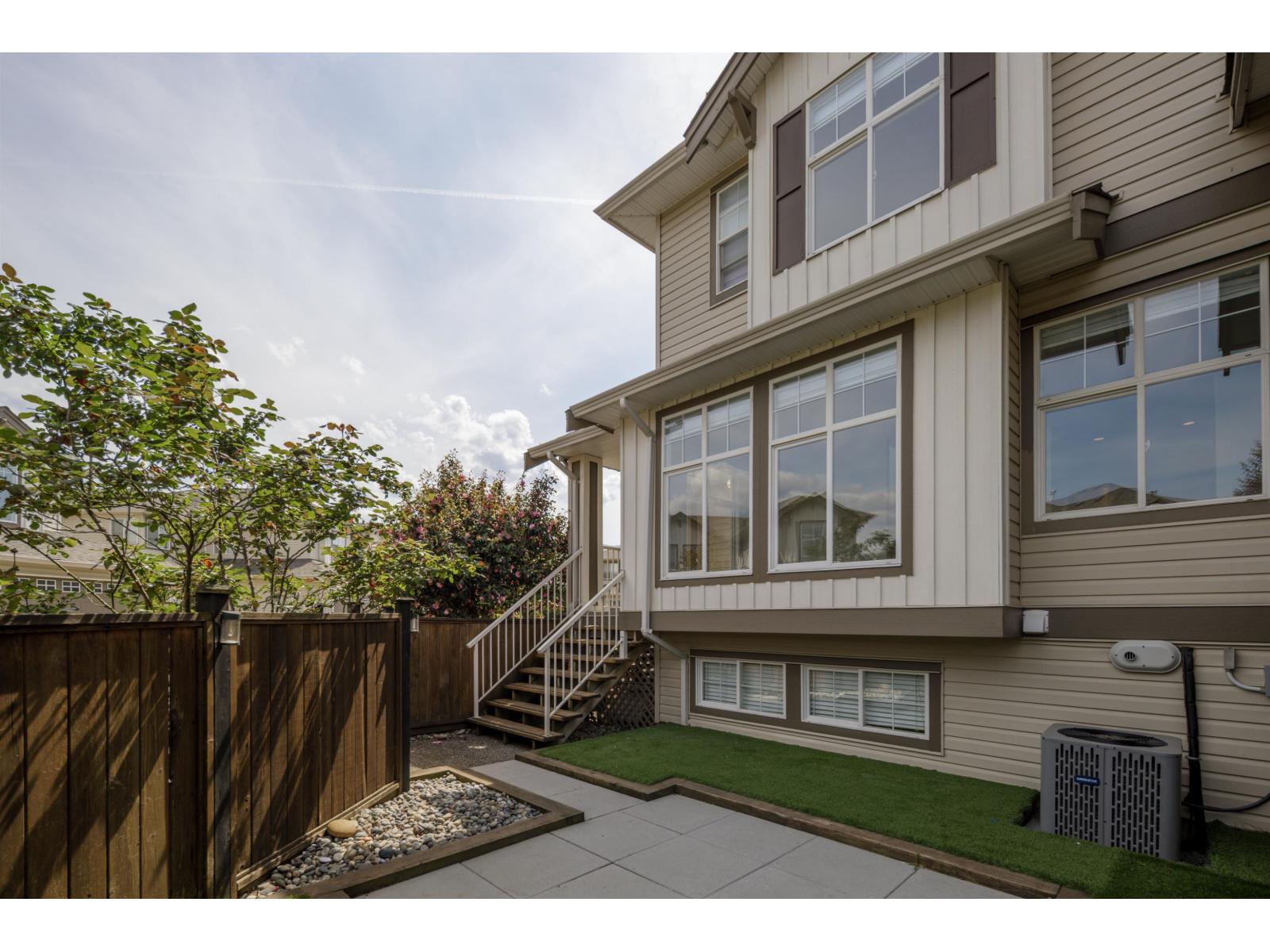 168 6450 VEDDER ROAD, Sardis South, Chilliwack