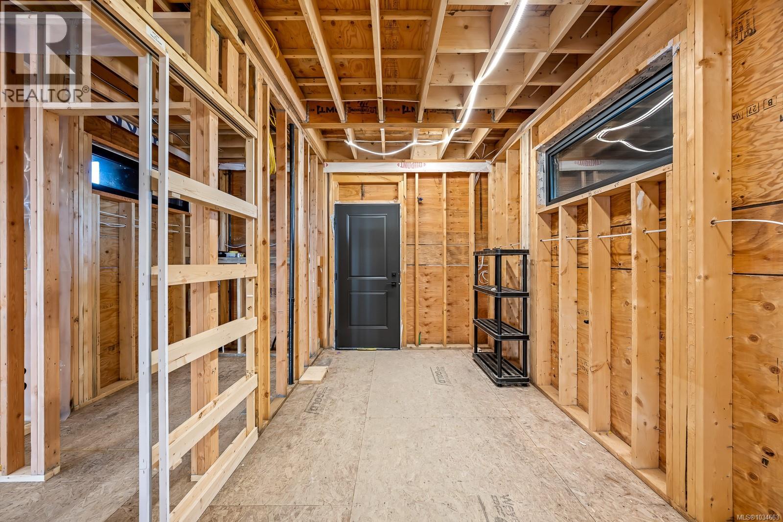 89 Murphy St S - 33