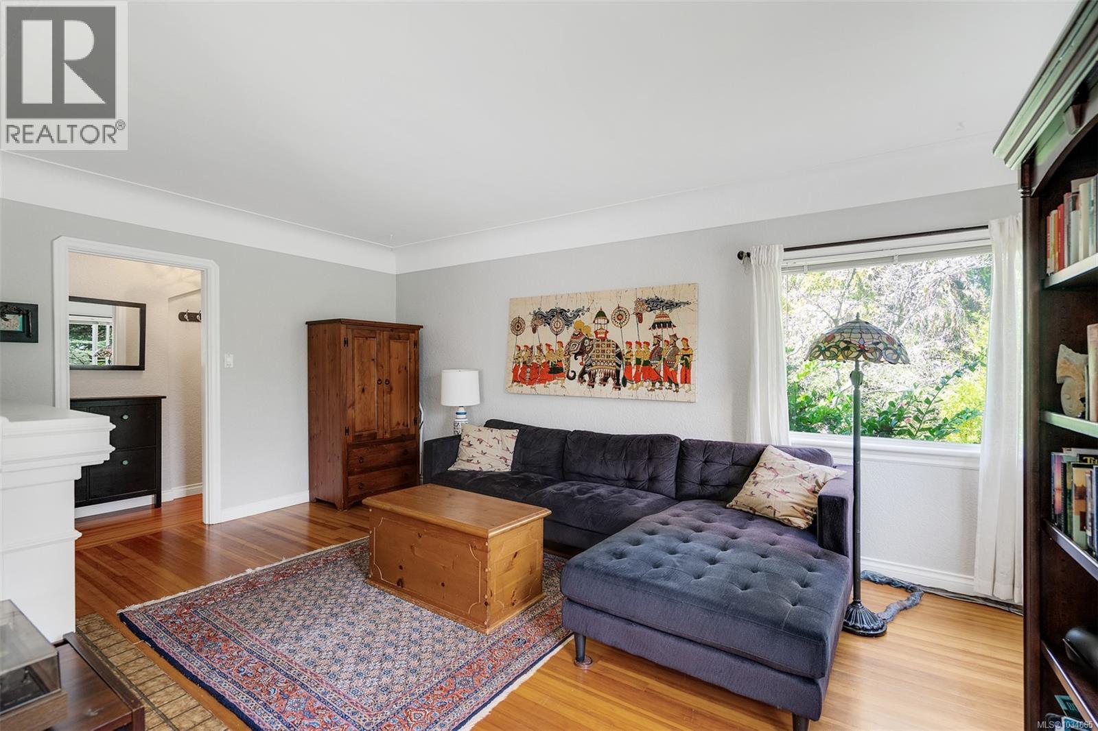  4035 Saanich Road, Saanich