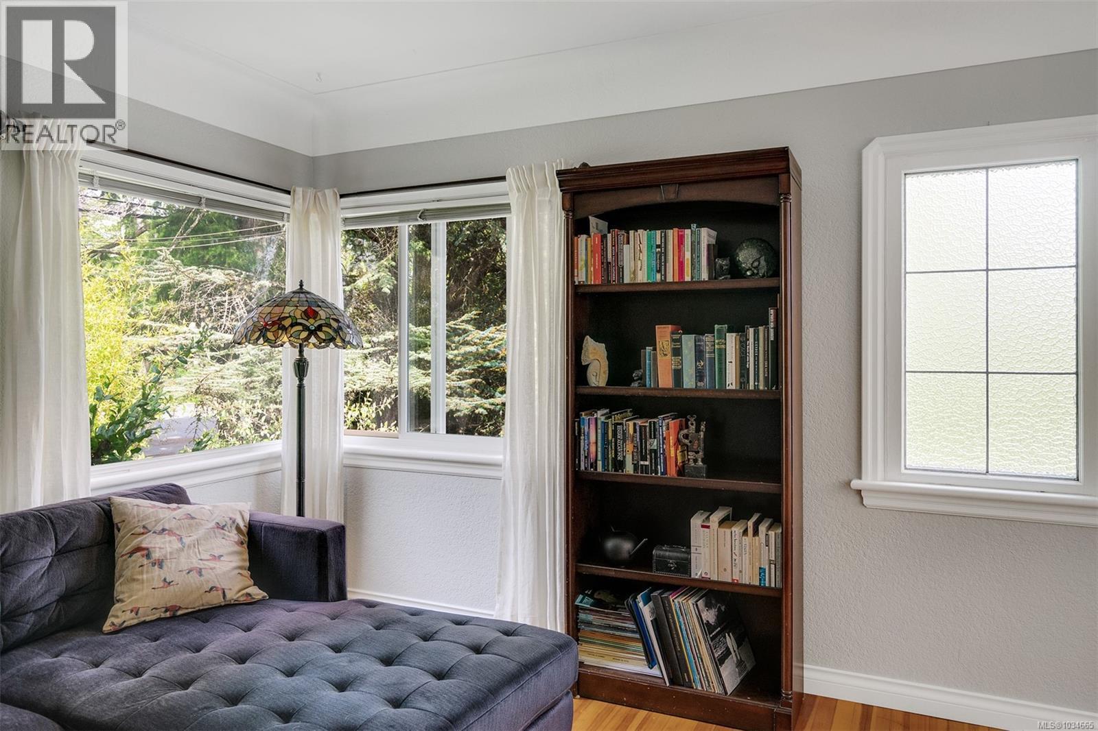  4035 Saanich Road, Saanich