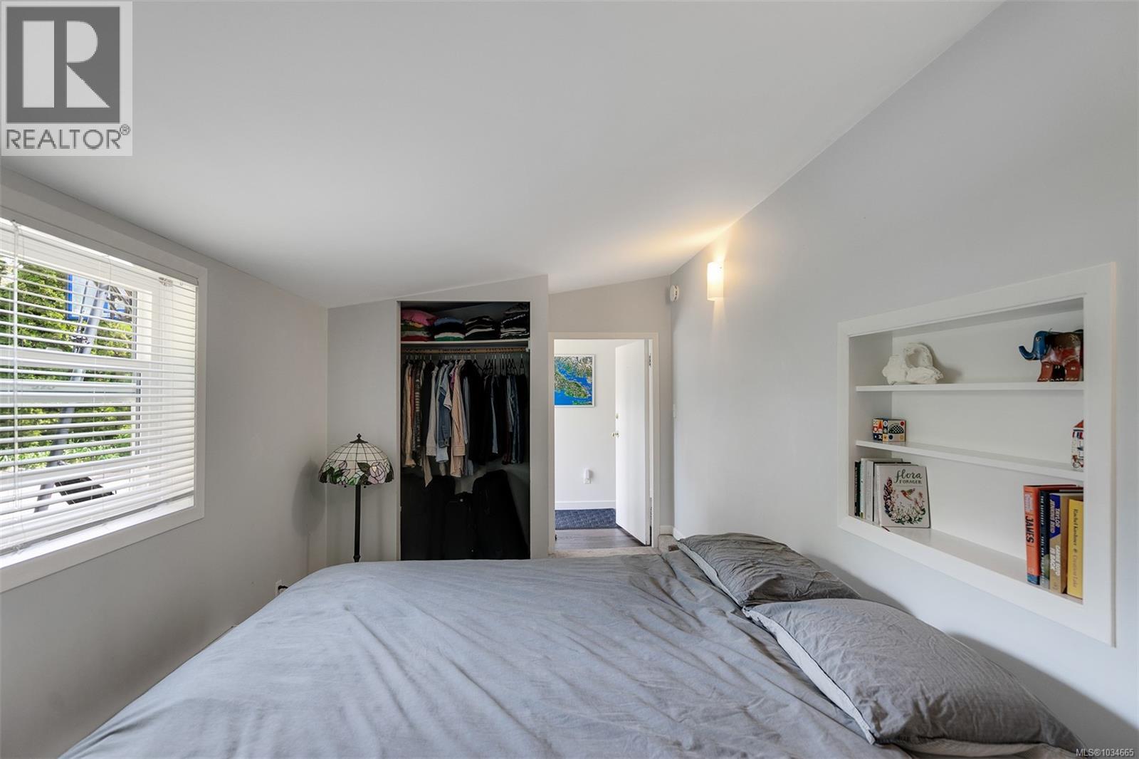  4035 Saanich Road, Saanich