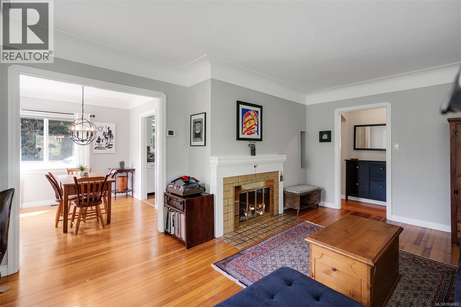  4035 Saanich Road, Saanich