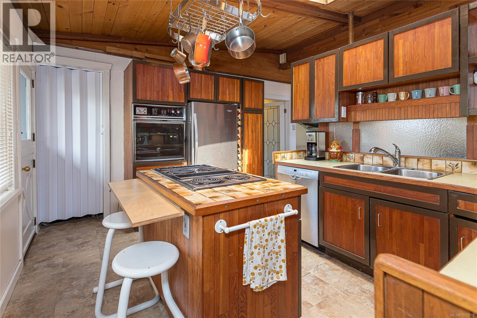  4348 Harder Road, Saanich