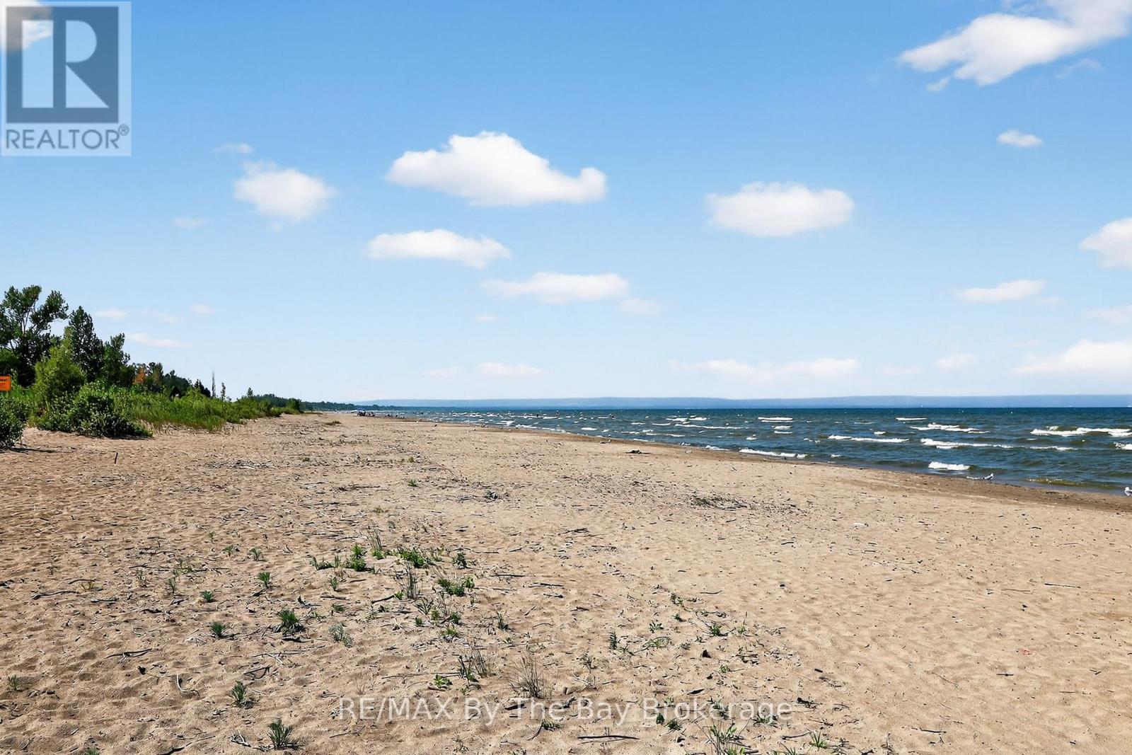 342 COASTLINE DRIVE - 45