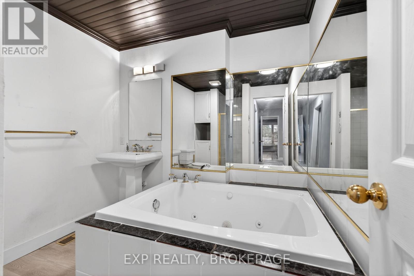 573 WHISTLER TERRACE - 18