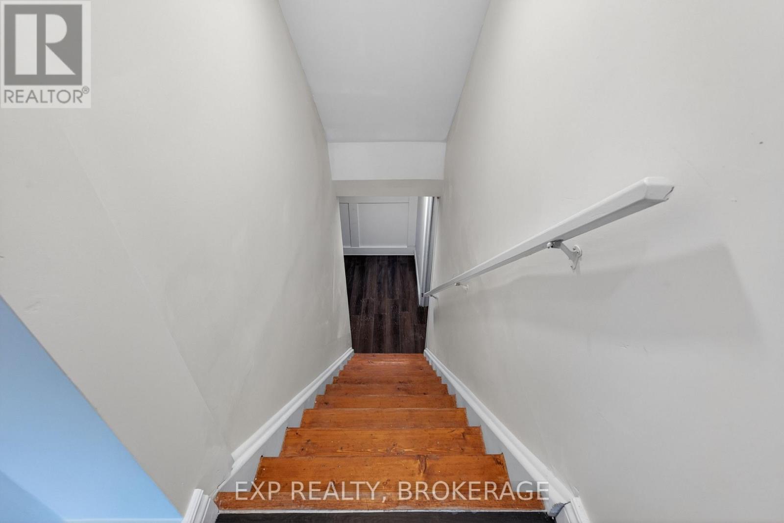 573 WHISTLER TERRACE - 21