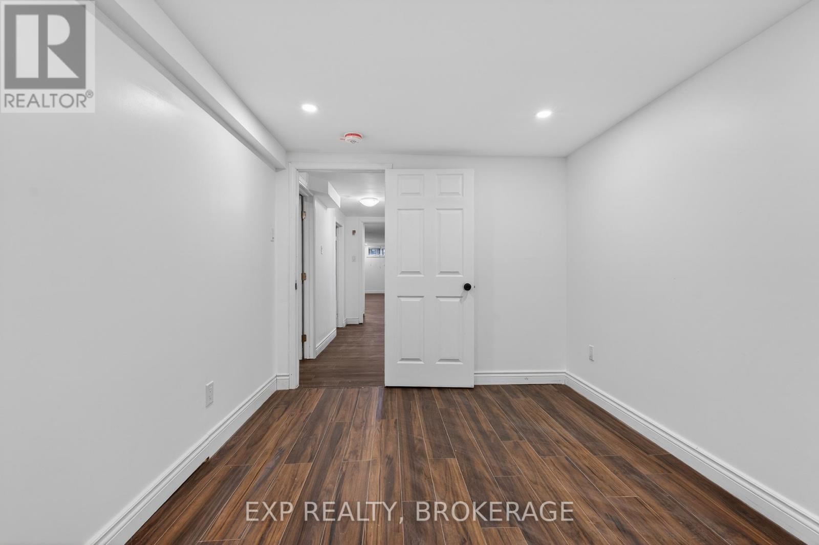 573 WHISTLER TERRACE - 34