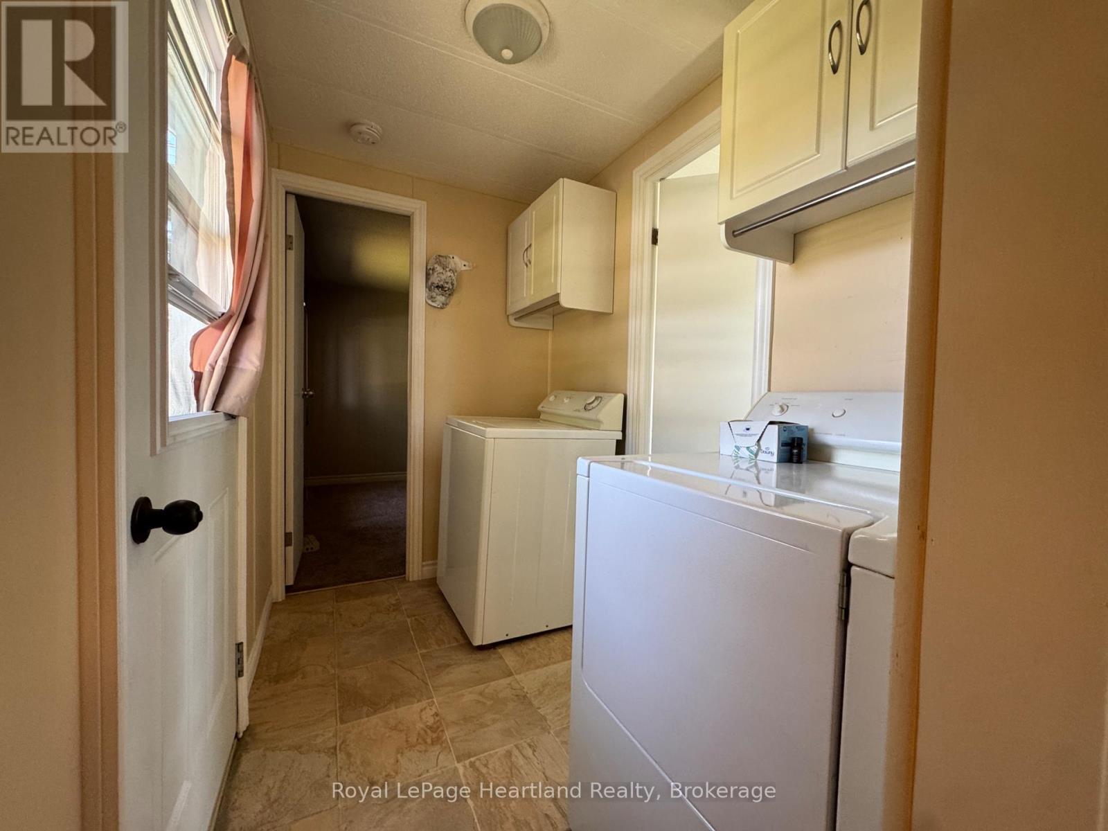 #36 39724 AMBERLEY ROAD - 7