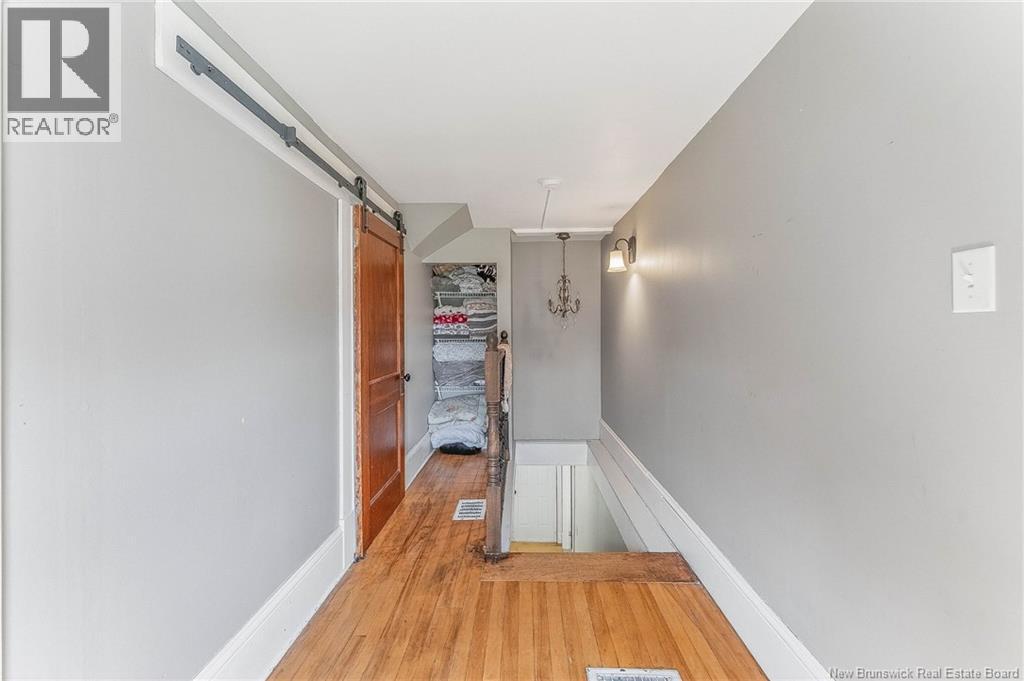 10 Stanley Oliver Road - 19
