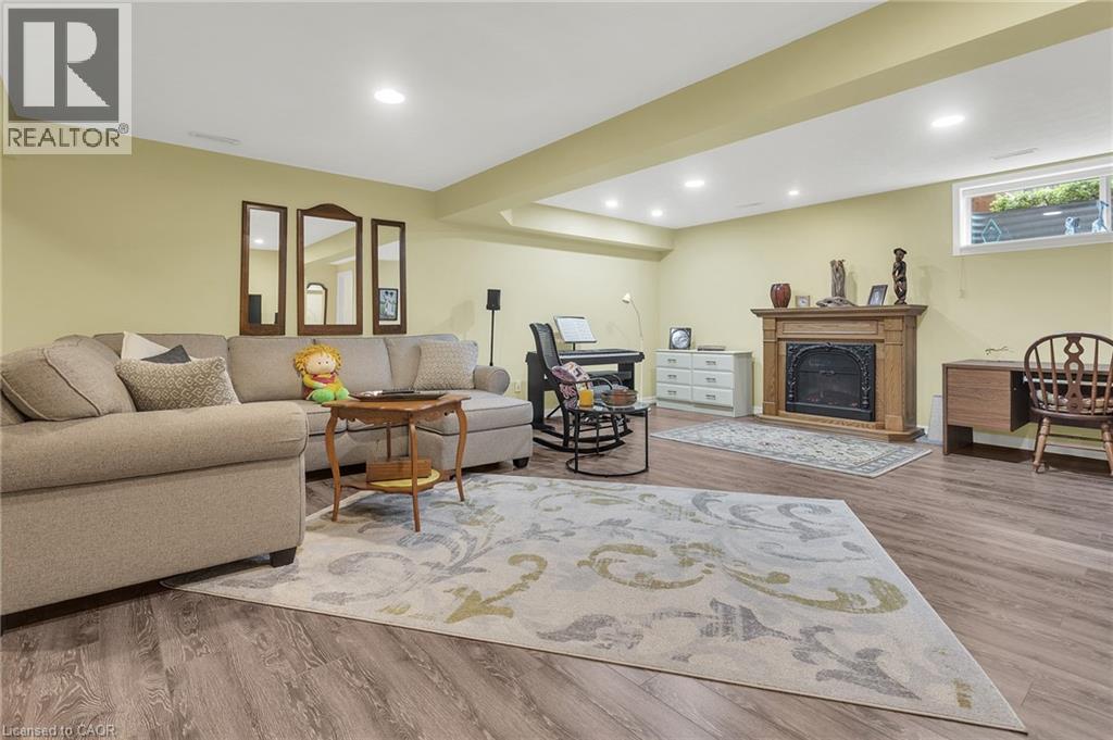 513 NOVA SCOTIA Court Unit# 10, Woodstock, Ontario, N4S8Z3 — Photo 26