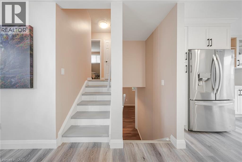 276 BIEHN Drive, Kitchener, Ontario, N2R1B2 — Photo 26