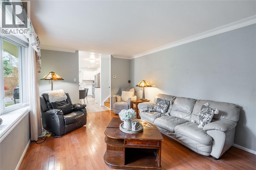 1644 Tyrie DRIVE, Sarnia, Ontario, N7V3P7 — Photo 6