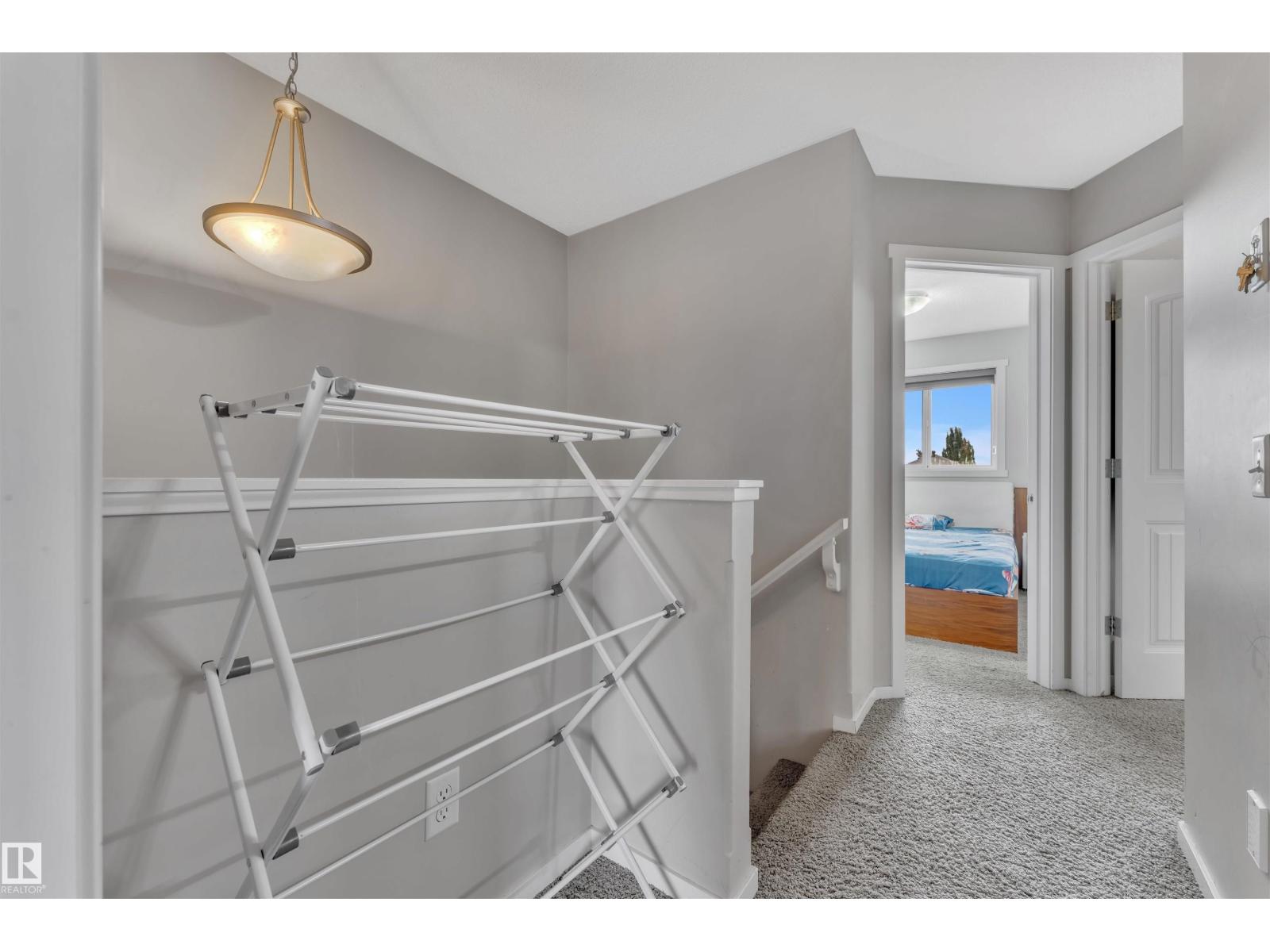 2004 32 ST NW, Edmonton