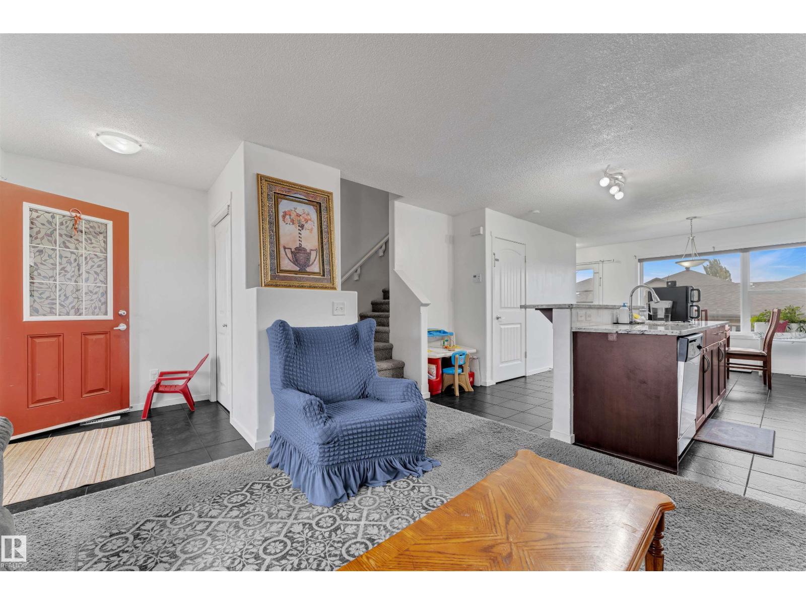 2004 32 ST NW, Edmonton