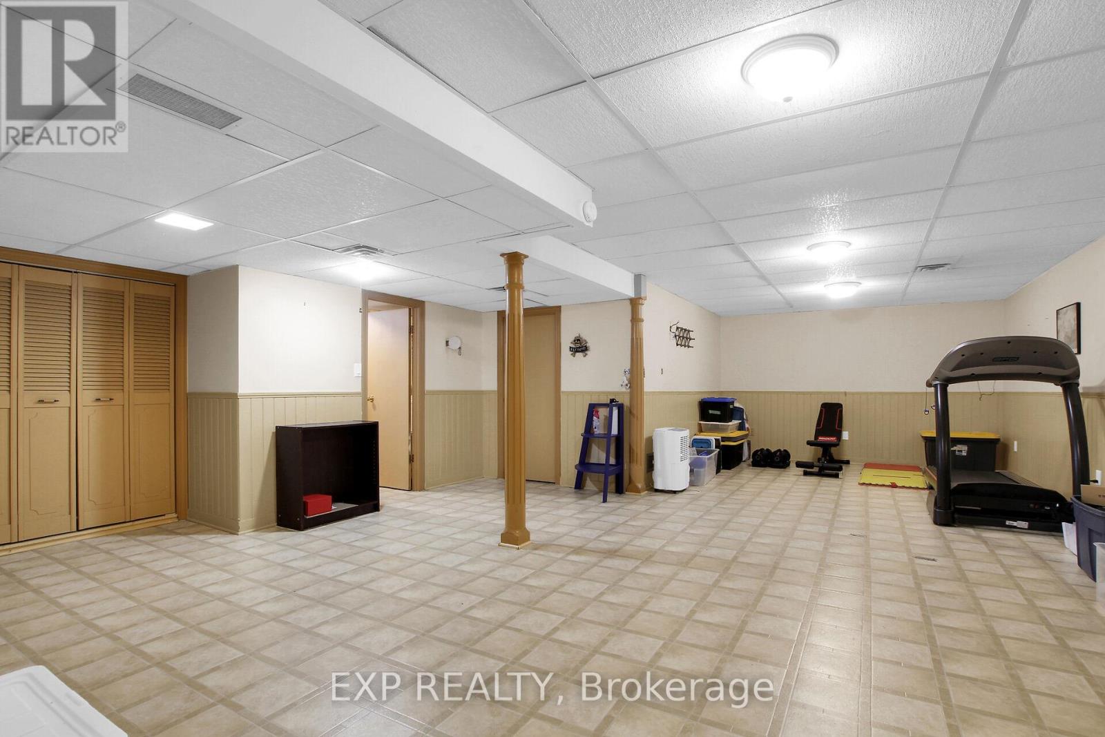 13 SHANEL PLACE - 34