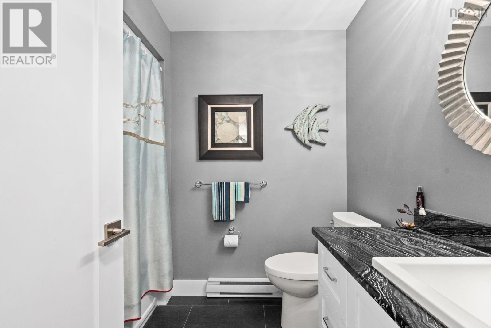769 Lakeview Avenue - 35