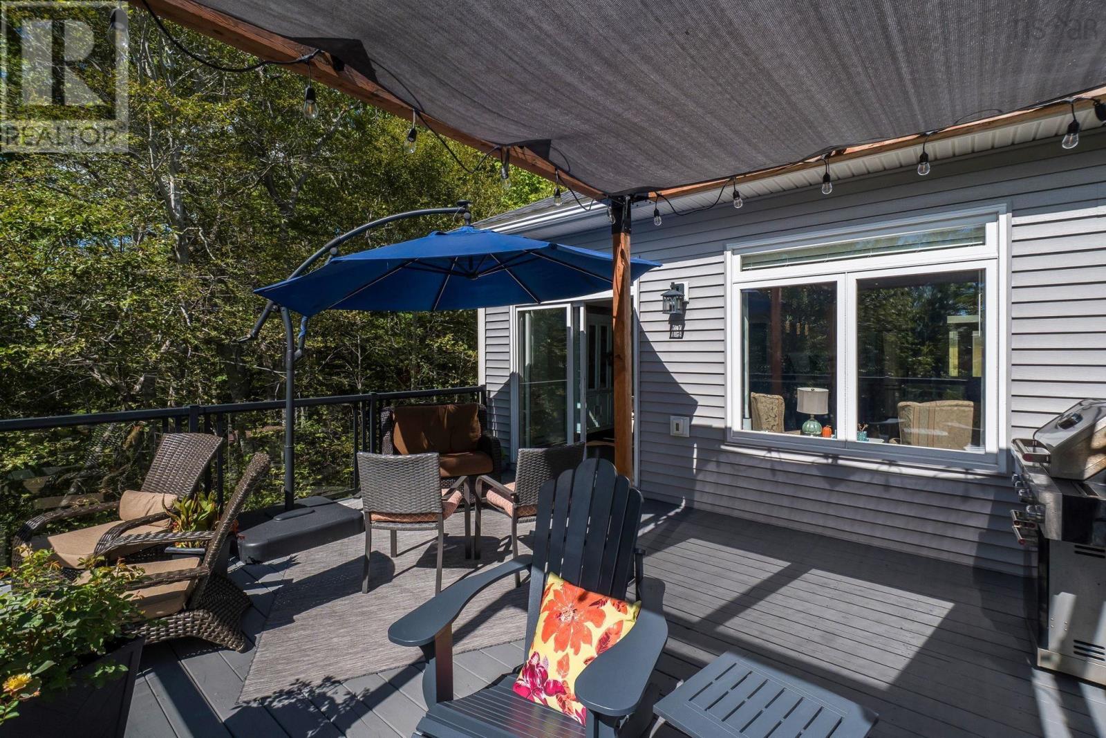 769 Lakeview Avenue - 43